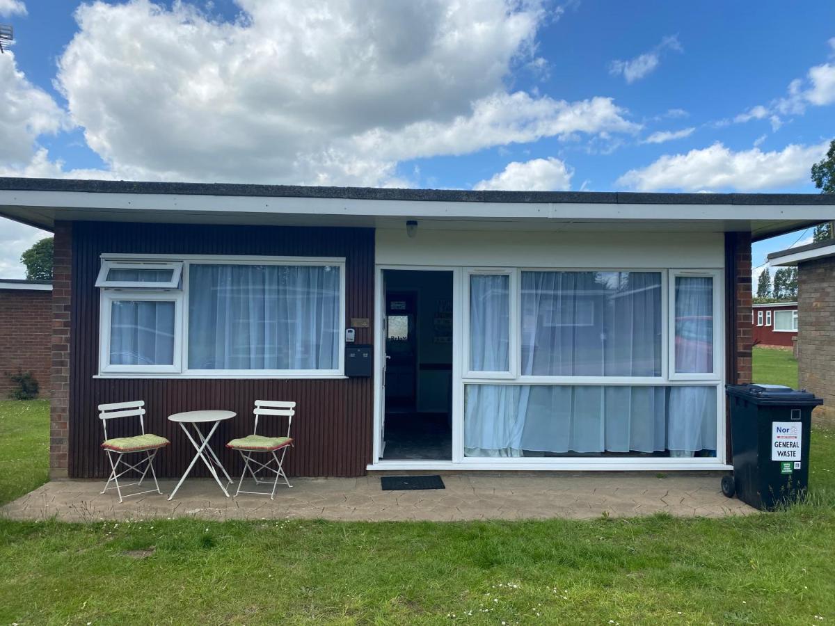 Apartamento Sunee Holidays Chalet Hemsby Exterior foto